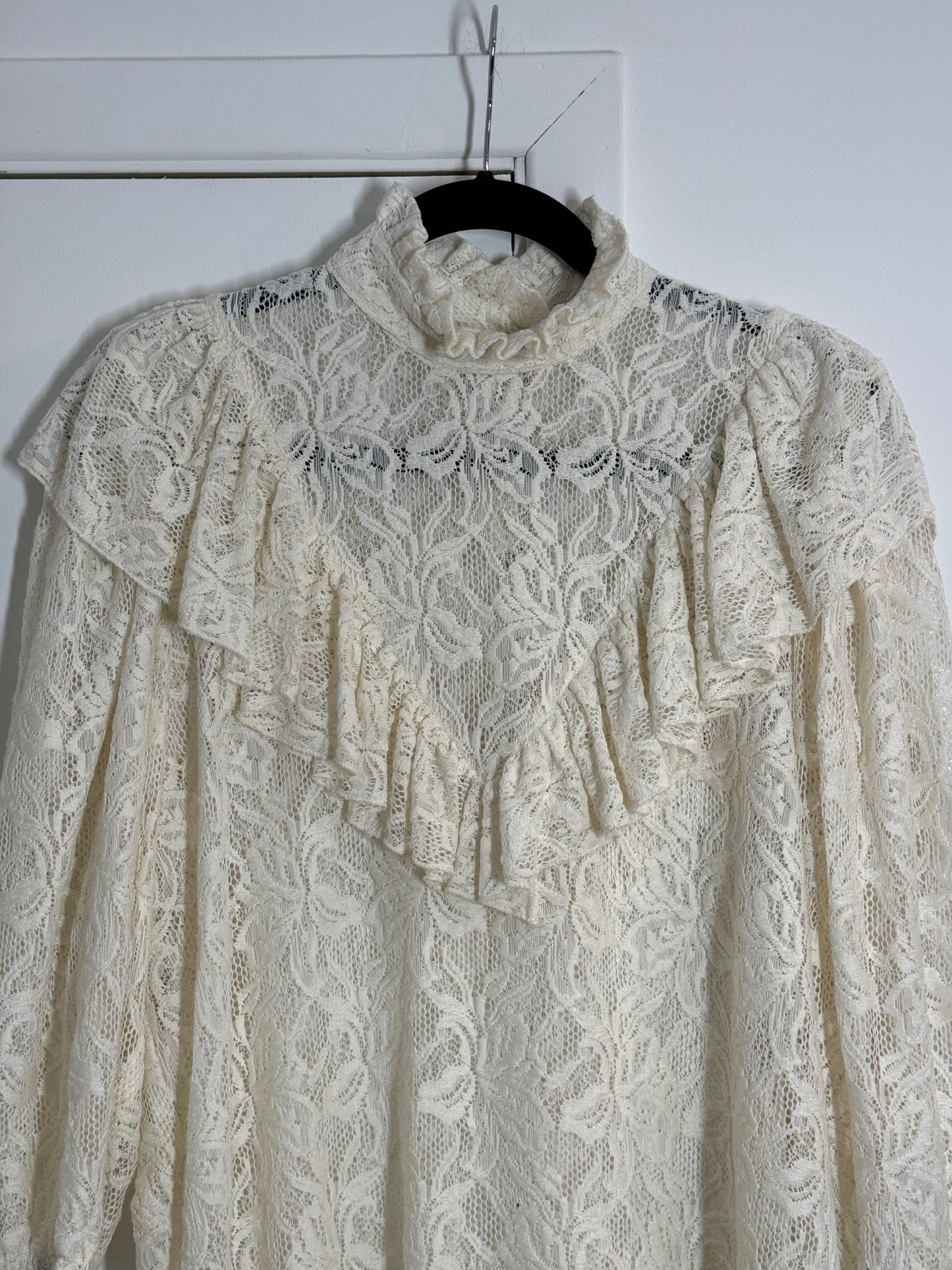 Horses Atelier Cream Lace Ruffle Collar Blouse